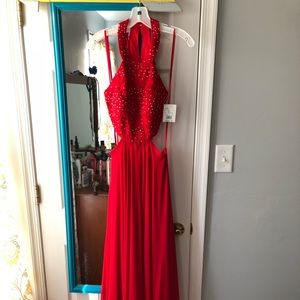 Beautiful prom dress. Brand new!